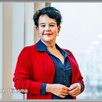 Pasfoto Sharon Dijksma