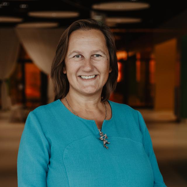 Pasfoto Irene Mommers